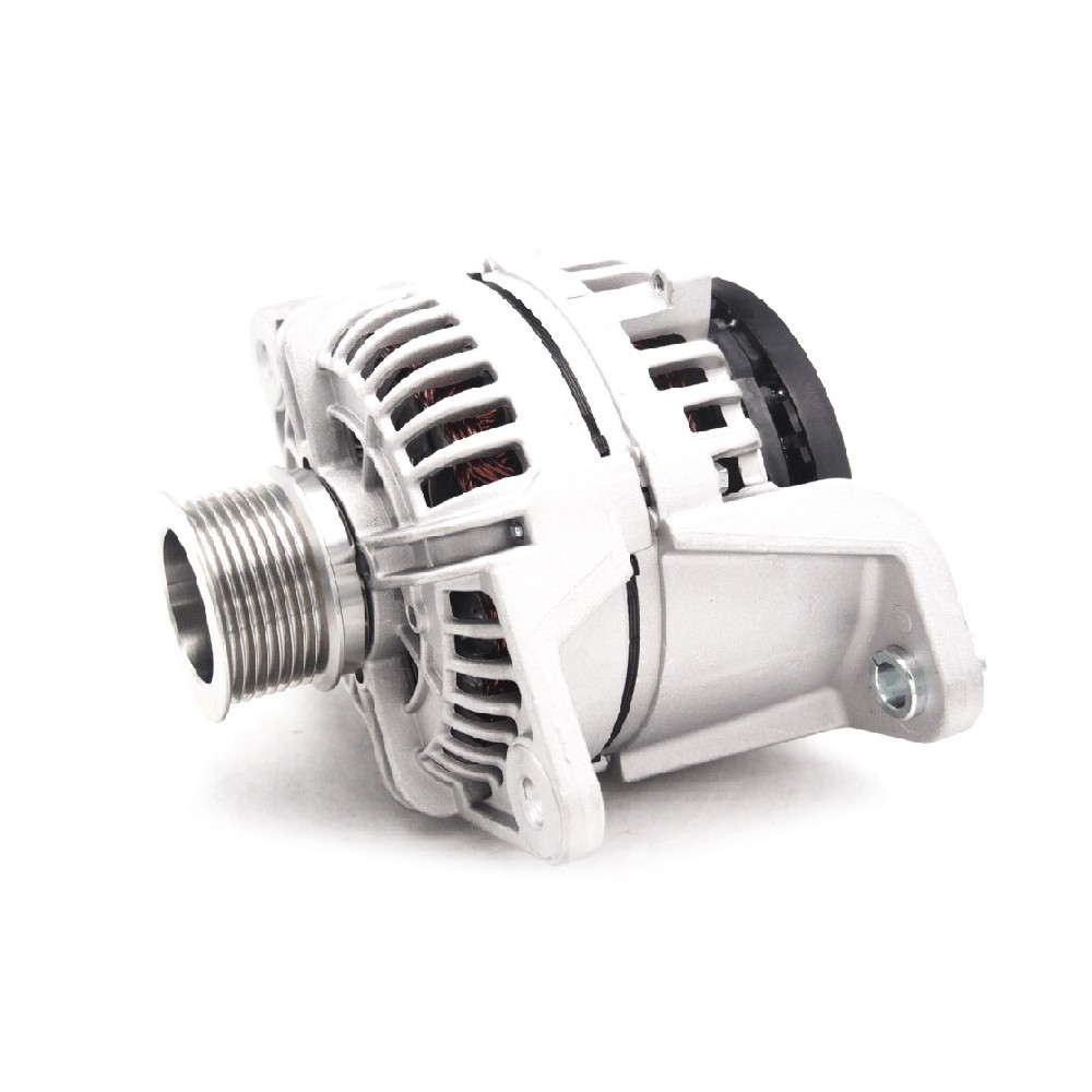 MAGNUM/KERAX/FH400/540   28V/ 110A/ - ALTERNADOR