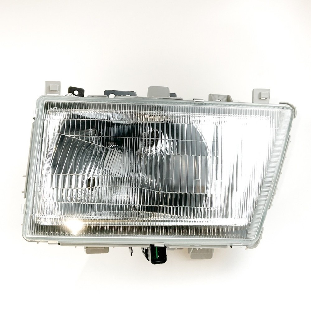 MITSUBISHI CANTER C-S - LIGHTING DIVISION