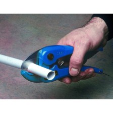 583/6-Cortador de tubos de PVC-210