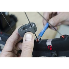 1632-Llave de fijación del niple de radios planos