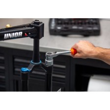 1704-US-Juego de mantenimiento de la suspensión