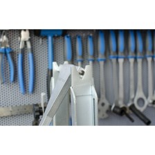 1689.1-Soportes de alineación de ruedas y accesorios