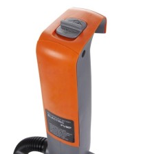 Bomba de fluido para batería de iones de litio multifuncional, por ejemplo, para AdBlue, combustible, refrigerante, etc.