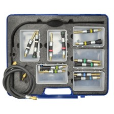 Kit de cebado complementario de 14 piezas con acoplamientos rápidos para sistemas de combustible diésel.