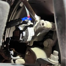 Juego de 8 vasos para purga de frenos de 7 mm a 12 mm con llave de carraca de 13 mm y válvula antirretorno integrada.