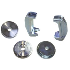 Juego complementario que incluye un par de pies de apoyo y discos de presión mod. Land Rover/Range Rover